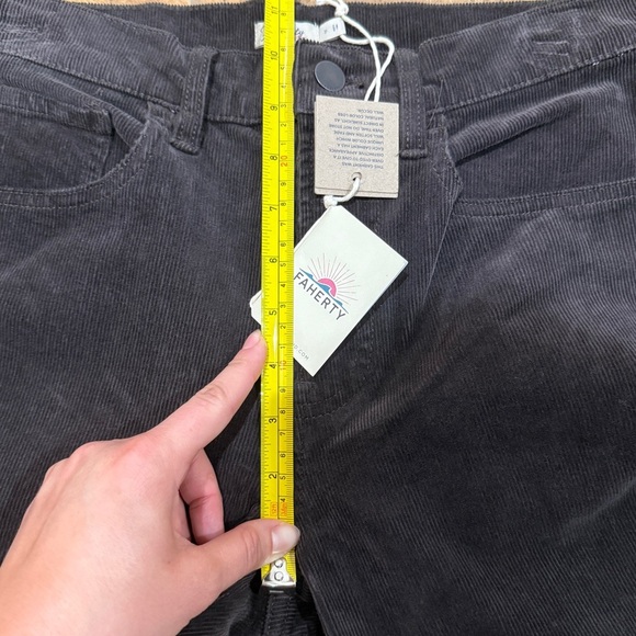 New Faherty Womens Softstretch Corduroy Flare Pants Sz 27 28 Fall Capsule Staple - Picture 5 of 12